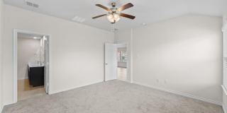 1332 Pierce Lane Gallery 10