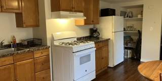 Great 1 Bedroom available 1/15/2026 Gallery 1