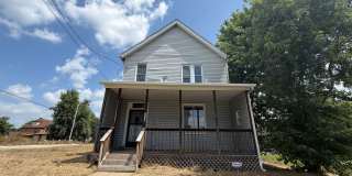 McKeesport - 3 Bed 2 Bath - Home for Rent Gallery 1