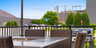 Luxury 3 Story Condo in Exclusive Titletown District Gallery 9