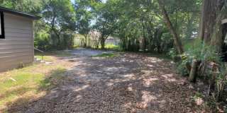 Cute & Cozy 2 Bedroom Cottage in Tampa $1550 Move in July 1 2026 Gallery 4