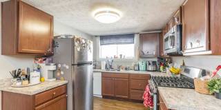 Charming 6BR/3BA Home Near UK Gallery 13