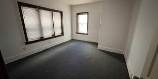 83 W 15th Street Gallery 16