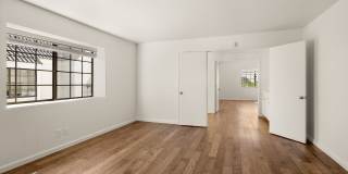 Renovated 2bed x 2.5bath Townhouse with Private Patio & 2-Car Garage Gallery 21