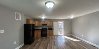 2700 Pelham Avenue Gallery 4