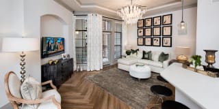Windsor Chastain Gallery 9