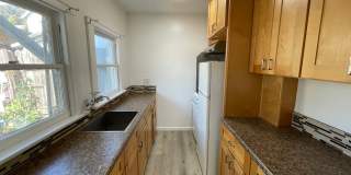 Lower 1 Bedroom Backhouse near Downtown Long Beach Lower 1 Bedroom Backhouse near Downtown Long Beach Gallery 1
