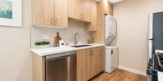 419 West Queen Street 419 West Queen Street Gallery 1