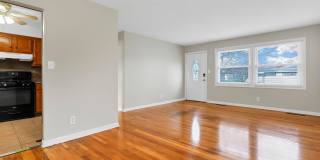 3/1 Single Family Home off Briggs Rd Gallery 12