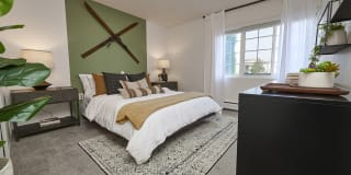 Novi at Lowry Gallery 23