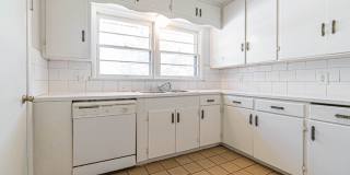 Three Bedroom Home in tree filled neighborhood! Lawn care included! Gallery 10