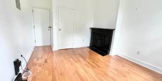 369 Menahan St Unit 1R Gallery 1