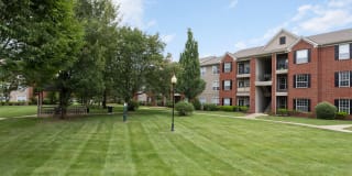 Oxmoor Apartment Homes Gallery 24