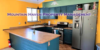 1576 Burland Drive Gallery 1