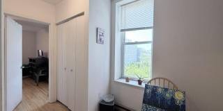 533 Monroe Street Gallery 9