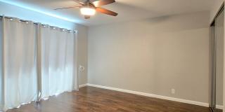 Remodeled Townhome in Beautiful Complex, A/C, Pool, Tennis Courts, Patio, Great Location! Gallery 9