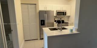 2851 N Oakland Forest Dr Gallery 1