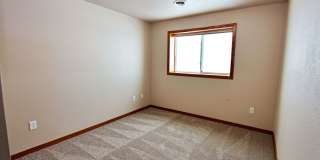 4 Bedroom Townhome! Gallery 17