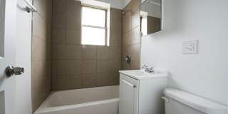 3600 W Franklin Blvd Gallery 22