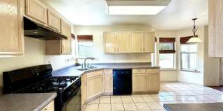 1013 VIA DE LA PAZ Drive Gallery 7