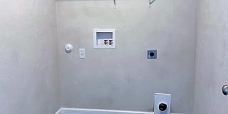 2 Bedroom, 2 Bathroom duplex with garage Gallery 67