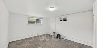 1415 E State Street Gallery 21