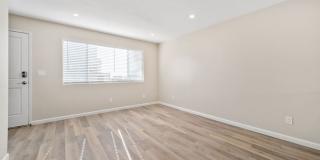 265 N. 16th Street Gallery 28
