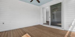 Modern Comfort in the Heart of Johns Island Gallery 28