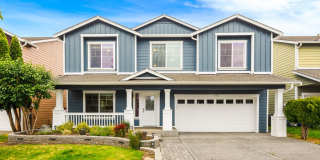 Covington Incredible 6 Bedroom 3.75 Bath Home Gallery 1