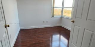 5085 SW 155th Ave Gallery 28