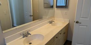 3472 Commodore Court Gallery 40