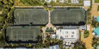 50 South Pointe Drive Gallery 36