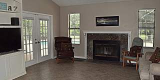 285 Utopia Circle Gallery 4