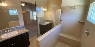 Immaculate like New Home in the gated Windmills at Tule Heights! Gallery 18