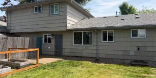 Updated 2 bedroom 1 bath duplex! Updated 2 bedroom 1 bath duplex! Gallery 33
