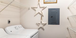 Galleria Park Gallery 24