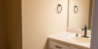 Large 3 Bedroom 2.5 Bath Townhome in Prime Location-Francisco Place Community! Gallery 9