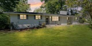 Coming soon! Remodeled 4/ 2 Home for Rent Gallery 1