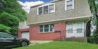 1012 Old Northern Boulevard Gallery 1