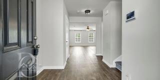 SPACIOUS 2-STORY HOME WITH MODERN COMFORTS SPACIOUS 2-STORY HOME WITH MODERN COMFORTS Gallery 4