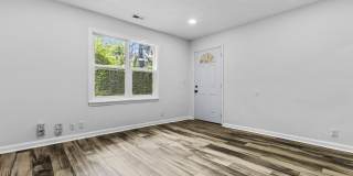 317 Ross Avenue Gallery 26