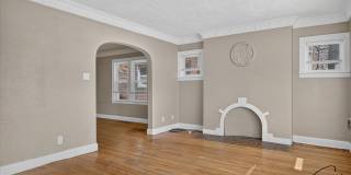 $1675 - Fitzgerlad Brick 3 Bedroom 2 Bath Gallery 4