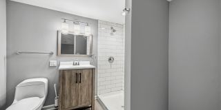 4021 North Whipple Street Gallery 11