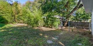 Large 5 Bedroom House in North Campus! Gallery 36