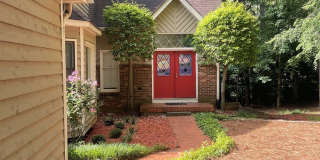 5035 Highland Hills Parkway Gallery 1