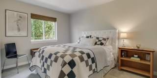 Spacious Happy Valley Townhome Featuring Three Bedrooms, Two Balconies & Attached Garage Spacious Happy Valley Townhome Featuring Three Bedrooms, Two Balconies & Attached Garage Gallery 16