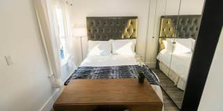 1520 Tyler House Gallery 22