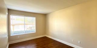 2 bed, 2 bath located in Corona, CA! Gallery 15