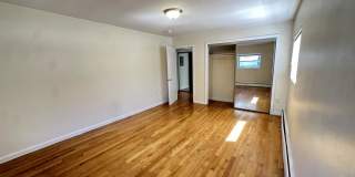 33-34 Gardner St. Gallery 7