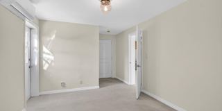 467 Northeast 31st Street Gallery 9